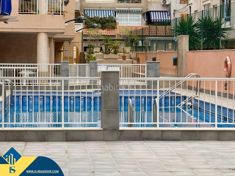 Foto e1237457-5b83-4f86-9f31-eb0f1d93836f. Pis amb piscina a El Acequión Torrevieja