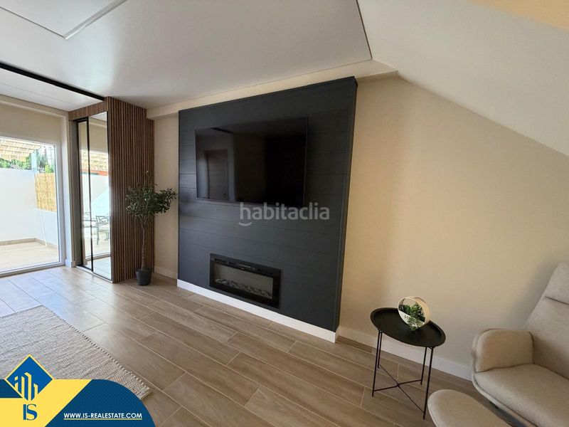 Foto 0dbfcc01-97a3-4d36-aedc-ae30d7c62549. Dúplex amb piscina a nueva Torrevieja Torrevieja