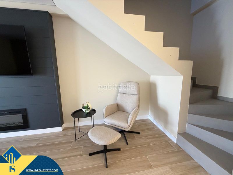 Foto 2042c24c-92e6-4a90-af17-1b2a24d22ed6. Dúplex amb piscina a nueva Torrevieja Torrevieja