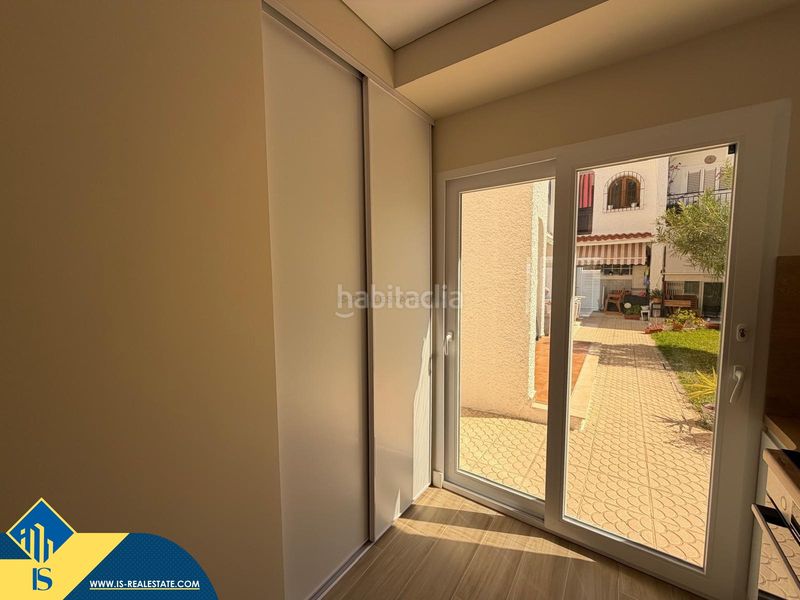 Foto 230122ae-5d7a-461b-9229-b542085ba7b9. Dúplex amb piscina a nueva Torrevieja Torrevieja