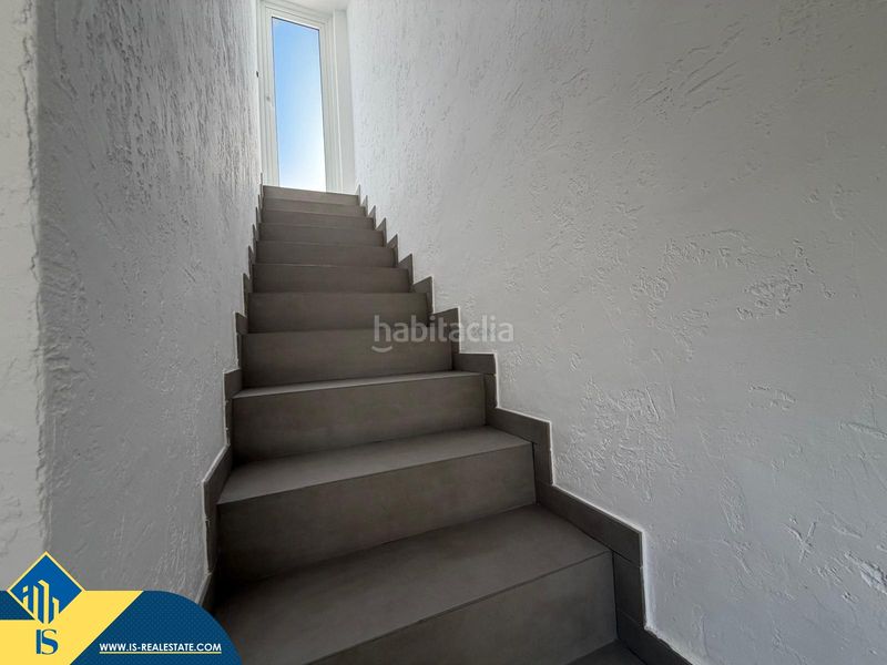 Foto 3a8d3441-d23f-4704-8371-09268a7b1201. Dúplex amb piscina a nueva Torrevieja Torrevieja