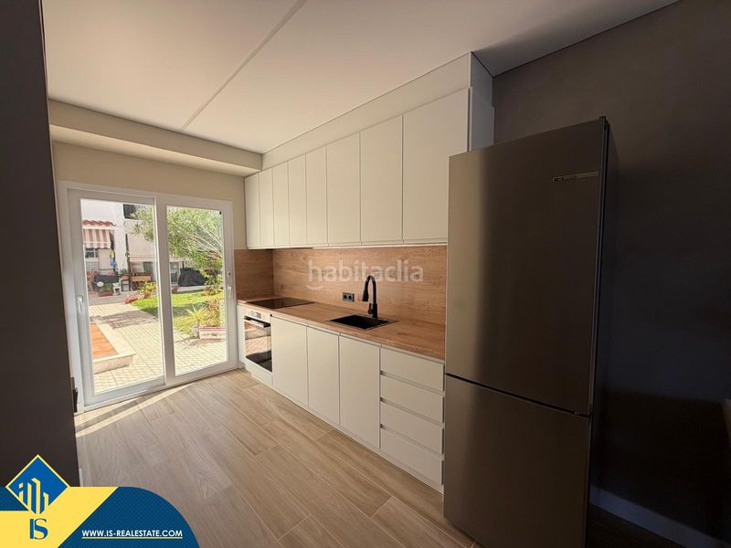 Foto 47eacebb-fccd-4316-9e65-bfb6439153dd. Dúplex amb piscina a nueva Torrevieja Torrevieja