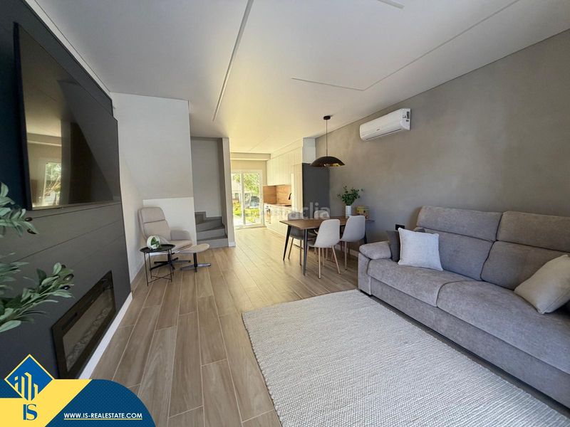 Foto 5fdb1171-e4f8-4392-9dc6-a4a17ba6af01. Dúplex amb piscina a nueva Torrevieja Torrevieja