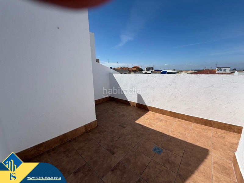 Foto 8cc03b47-68a2-4c62-b2b1-2647c0de004f. Dúplex amb piscina a nueva Torrevieja Torrevieja