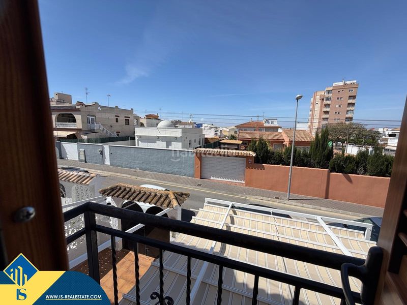 Foto c8d35372-6e7f-451c-9079-031736981a09. Dúplex amb piscina a nueva Torrevieja Torrevieja