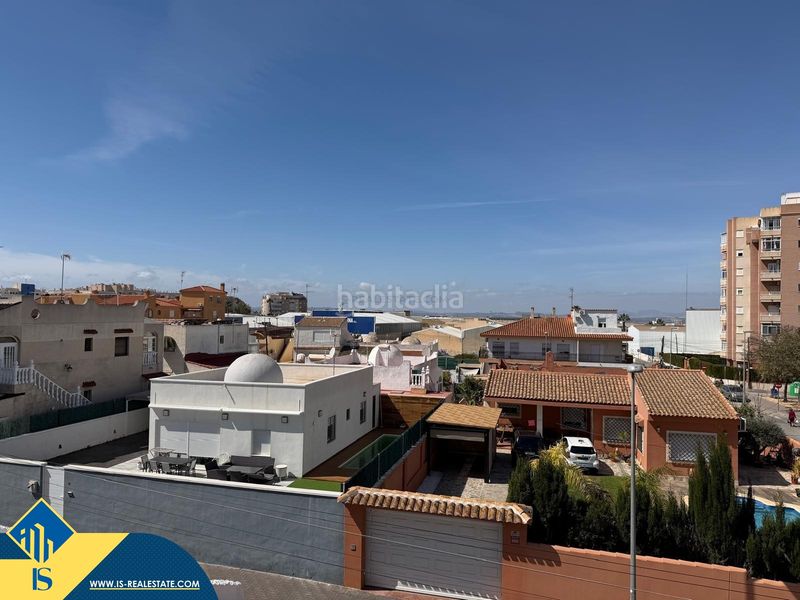 Foto e2967bed-8e3b-4539-9fa1-c515c867b51b. Dúplex amb piscina a nueva Torrevieja Torrevieja