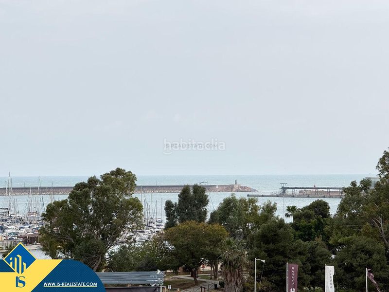 Foto dd06f772-ee14-4eb9-a0e7-3fffeb4e9867. Pis a Parque de las Naciones Torrevieja