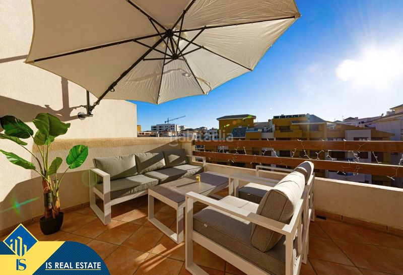 Foto 2584c02b-f09b-4d15-9bbd-44a40fbf2d85. Àtic amb calefacció aparcament a Punta Prima Orihuela