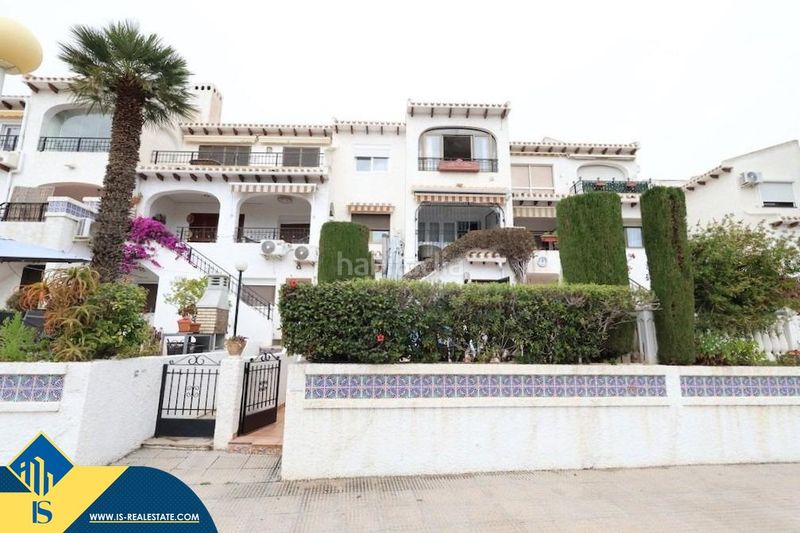 Foto 9dafd160-667a-4eb6-88b8-8c6fada473a3. Dúplex amb aparcament piscina a Cabo Roig Orihuela