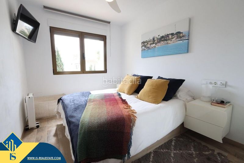 Foto 9db4d22f-36cb-406e-a92c-918fe0d99398. Dúplex amb aparcament piscina a Cabo Roig Orihuela