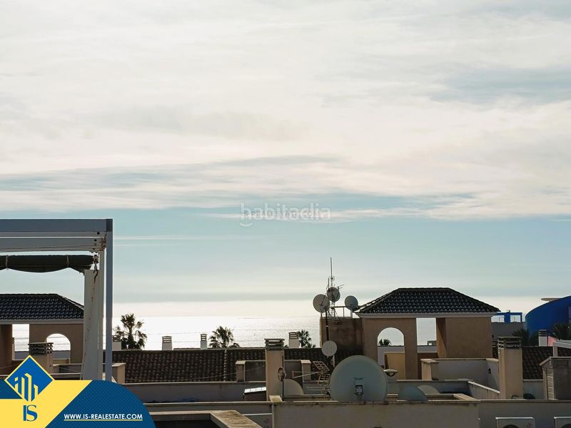 Foto 4e557f8c-2a15-4ecc-a7c8-fb4336028c39. Àtic amb piscina a Cabo Roig Orihuela