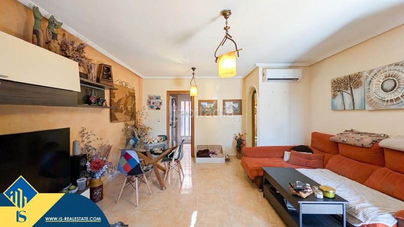 Foto 229563c6-34d2-4e8e-a7e0-8e8b2cb51788. Casa a Parque Acuático - Sector 25 Torrevieja