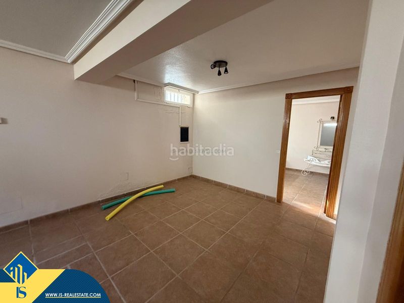 Foto 3d9e48ce-2e74-4db1-8dc8-5e08819d7602. Casa amb aparcament piscina a Campoamor Orihuela