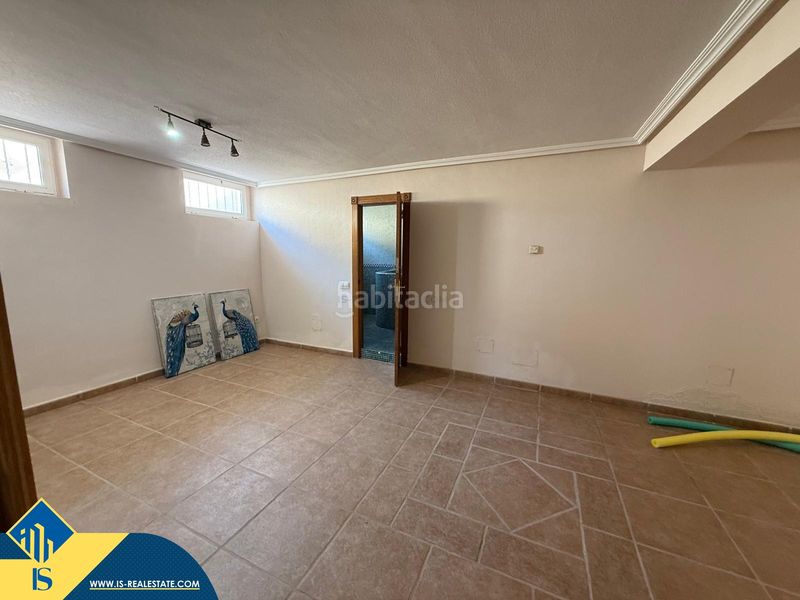 Foto c7877fc1-a8e3-483a-8873-5902365155b5. Casa amb aparcament piscina a Campoamor Orihuela