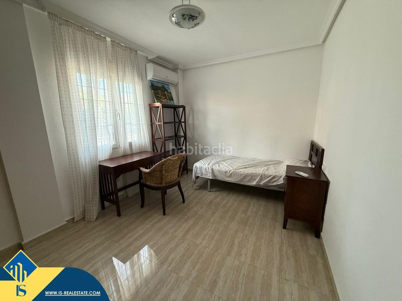 Foto d37eb854-9202-4f31-91ee-6db95472e997. Casa amb aparcament piscina a Campoamor Orihuela