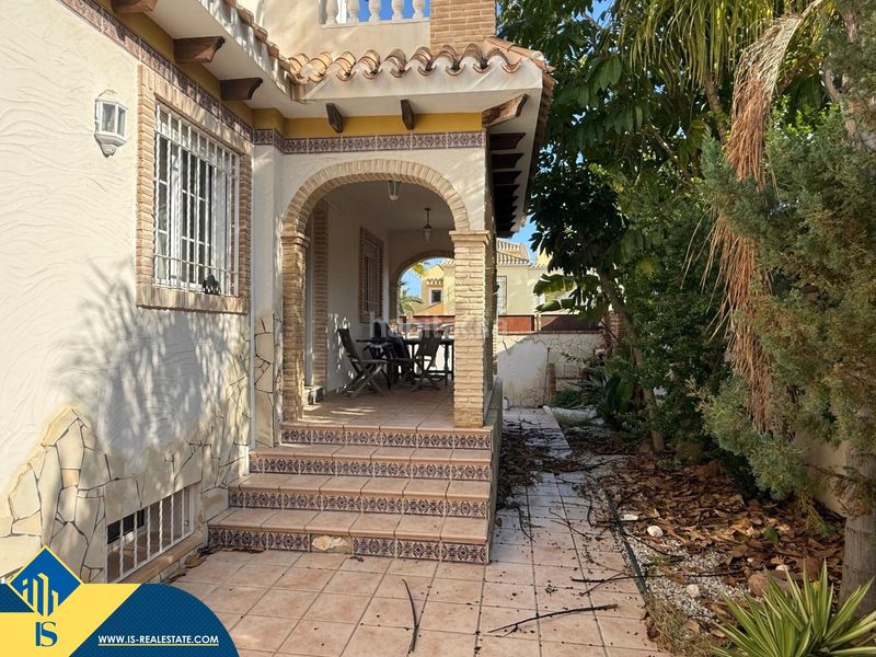 Foto f33b70e6-5673-4c0d-9ba1-a9dbb98268c2. Casa amb aparcament piscina a Campoamor Orihuela