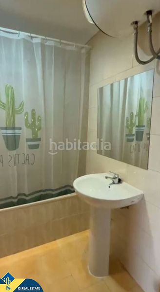 Foto 0f0a3fea-879c-42d0-a663-ed75c535d53c. Estudi amb calefacció piscina a Aguas Nuevas Torrevieja