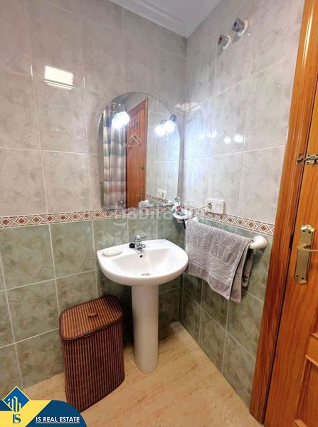 Foto e462338f-3265-4cb8-98d8-73bc7aa691f7. Ático  con terraza en venta en la provincia de alicante, , playa dEl Acequión. 1 habitación | 42 m² | 150 metros del mar en Torrevieja
