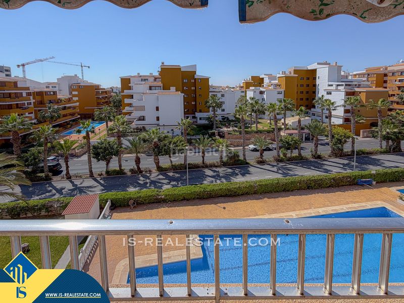 Foto 97b2def7-922b-4638-bb8a-d74695e3cd2e. Pis amb aparcament piscina a Punta Prima Torrevieja