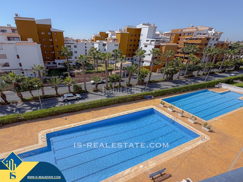 Foto 9d8e16d0-73c7-4fdf-8163-252a2391884a. Pis amb aparcament piscina a Punta Prima Torrevieja