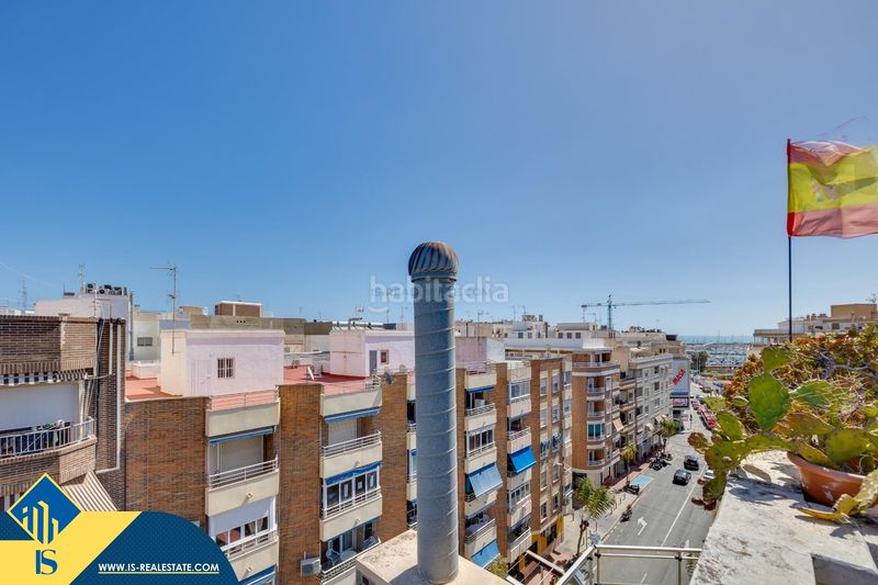 Foto 026151ef-0bd8-4d14-a20e-bb452264496c. Àtic a Puerto Deportivo Torrevieja