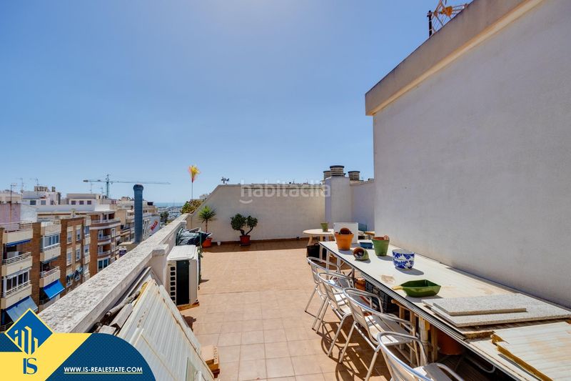 Foto d5fa4796-1036-4d0a-ba17-11ddd5c7d84b. Àtic a Puerto Deportivo Torrevieja