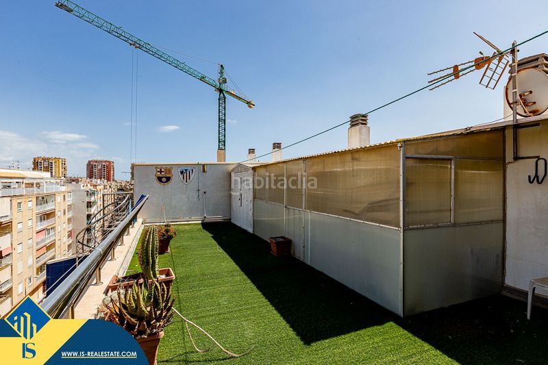 Foto 50986034-032c-4355-ae42-9eabf0983e03. Àtic amb piscina a Zona Playa de los Locos Torrevieja