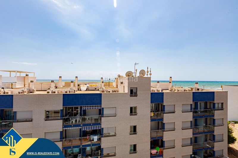 Foto bf19274e-a2d4-464a-a1f5-8367ec622e19. Àtic amb piscina a Zona Playa de los Locos Torrevieja