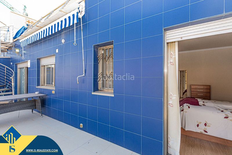 Foto d13084d0-1300-486c-9871-aacff18a9dc8. Àtic amb piscina a Zona Playa de los Locos Torrevieja