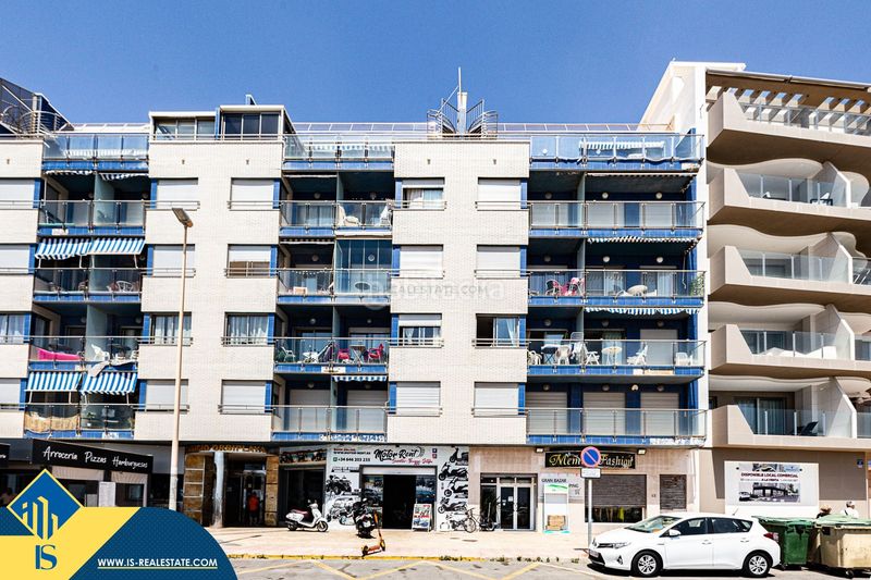 Foto f64e7bc9-11a0-4821-9373-a6695f223318. Àtic amb piscina a Zona Playa de los Locos Torrevieja
