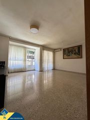 Pis a Ensanche-Diputación