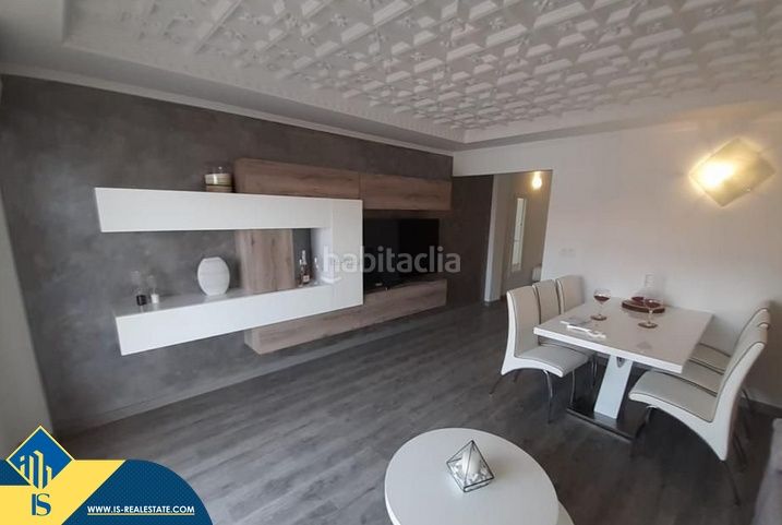 Foto ab7d7e4b-aea2-46ca-aeed-5c1b28e07adf. Pis amb piscina a El Acequión Torrevieja
