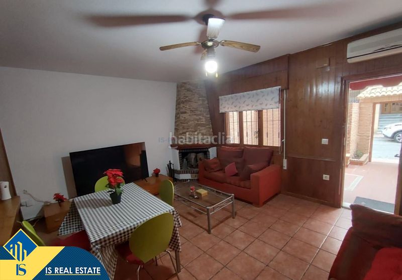 Foto 87e5a24c-1c60-4d1e-a006-f5575f74f0f9. Casa amb calefacció aparcament a Zona Playa de los Locos Torrevieja