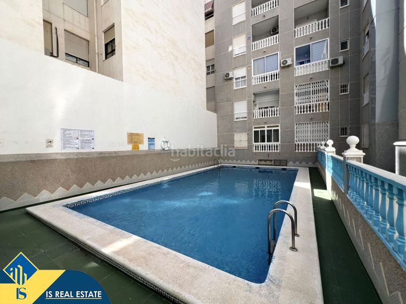 Foto 4e42210d-79df-466b-ae3e-5ce862f0f8d8. Àtic amb calefacció piscina a El Acequión Torrevieja