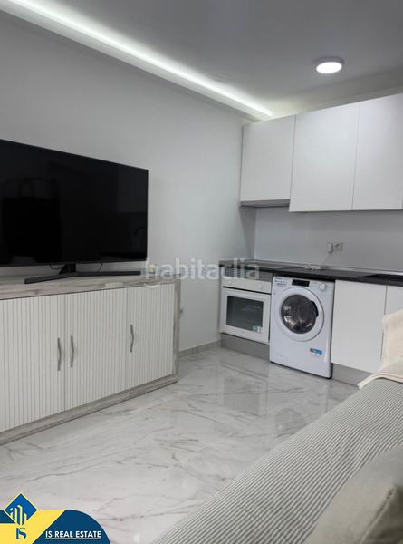 Foto 5bdc8255-a0b9-4c0f-bfd7-84bf6b54e711. Estudi amb calefacció piscina a Rojales hills - rosa bungalows Rojales