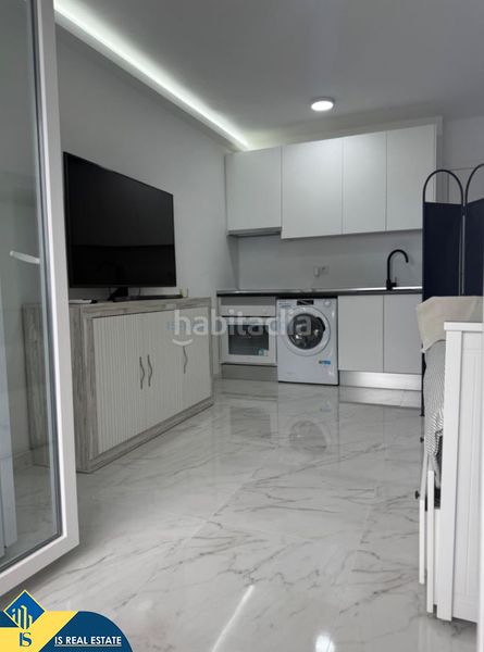 Foto 8e8c4168-132d-42a7-8fa1-5f55c2e5956c. Estudi amb calefacció piscina a Rojales hills - rosa bungalows Rojales