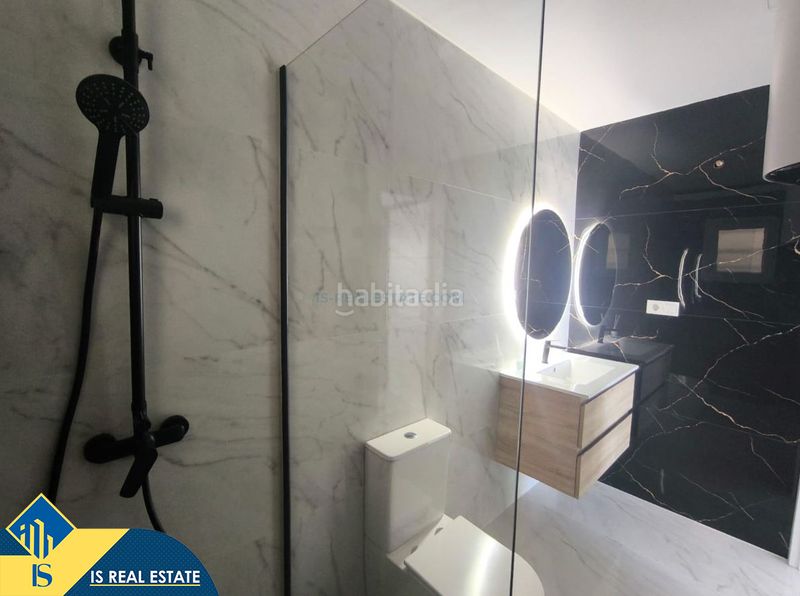 Foto e8df20fe-896d-4776-b8ae-d5c72402f7cd. Estudi amb calefacció piscina a Rojales hills - rosa bungalows Rojales