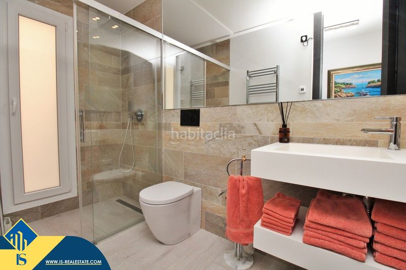 Foto c562c686-8278-4daa-b090-84354b78b42d. Xalet amb aparcament piscina a Algorfa