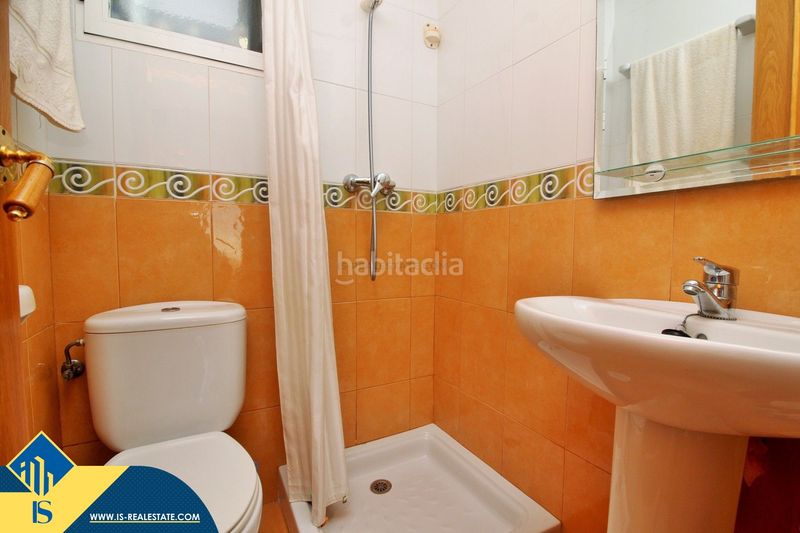 Foto 2264e377-f25b-44a2-9127-9cd3108006f5. Pis amb aparcament piscina a Aguamarina Orihuela