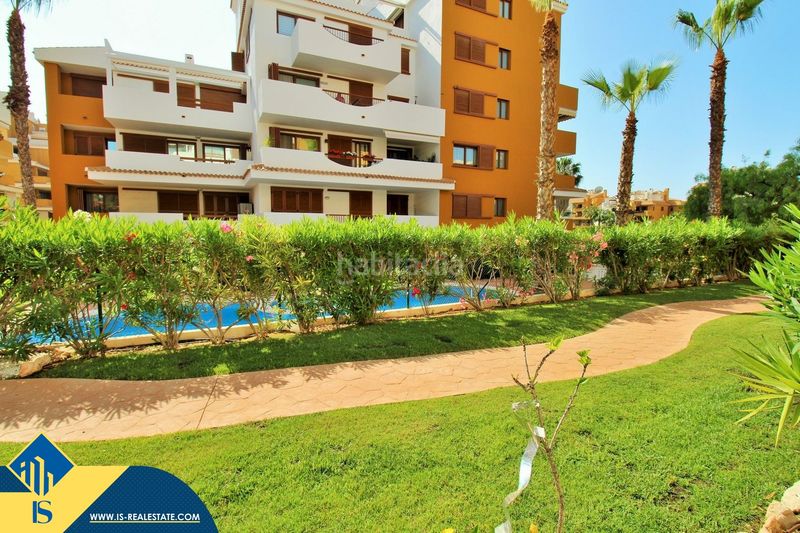 Foto 96d1a891-1d10-4073-aff2-74c085de9962. Pis amb aparcament piscina a Punta Prima Torrevieja