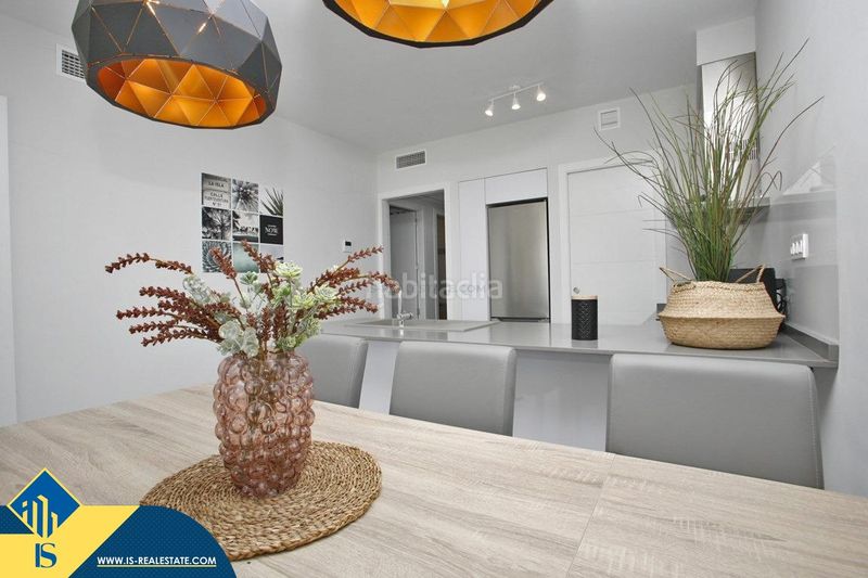 Foto 23d17135-2b10-4755-b463-235ffd16f025. Casa amb aparcament piscina a Aguas Nuevas Torrevieja