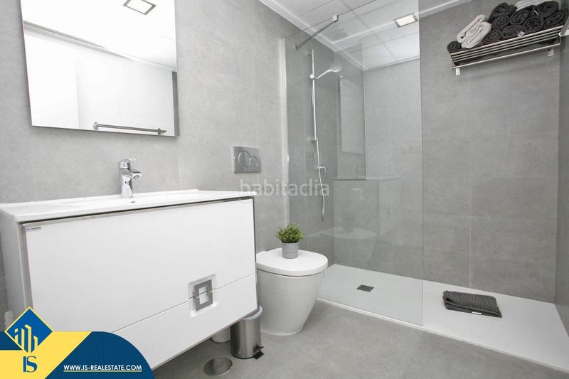 Foto 3c00a790-e189-43d0-80cb-b3f540891db1. Casa amb aparcament piscina a Aguas Nuevas Torrevieja