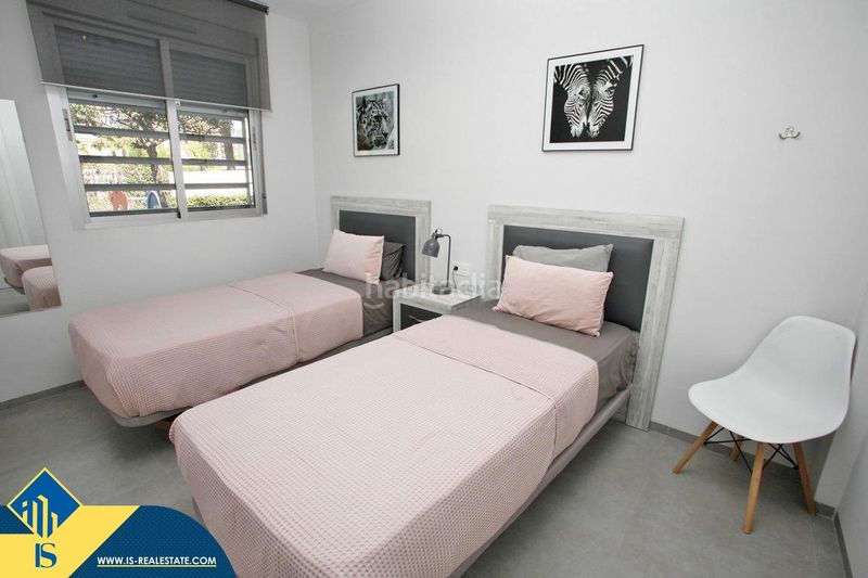 Foto 5d2535c3-6393-4764-bd71-6d5f16a8d578. Casa amb aparcament piscina a Aguas Nuevas Torrevieja