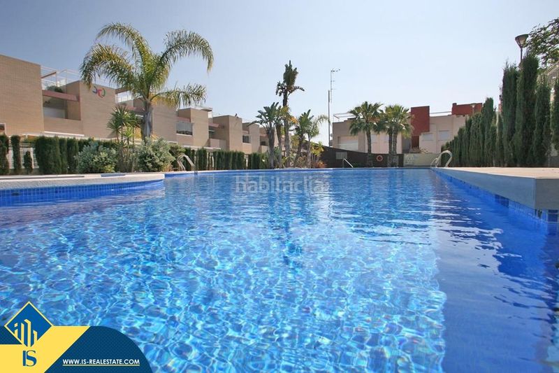 Foto 789bdd54-4282-4cca-8ac8-d04301b3aab0. Casa amb aparcament piscina a Aguas Nuevas Torrevieja