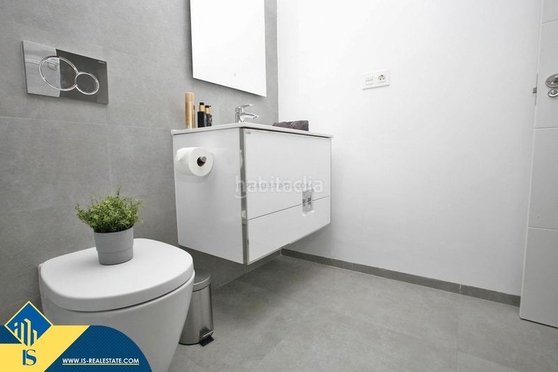 Foto 7e0b7ffc-f1f8-4dc2-85ae-8638bb8b3c19. Casa amb aparcament piscina a Aguas Nuevas Torrevieja
