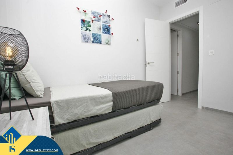Foto a73642ce-952e-4447-a0ee-996f7a017987. Casa amb aparcament piscina a Aguas Nuevas Torrevieja