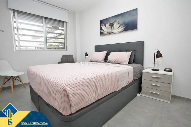 Foto b2f67605-84ee-4832-a70d-ff65f6448b23. Casa amb aparcament piscina a Aguas Nuevas Torrevieja