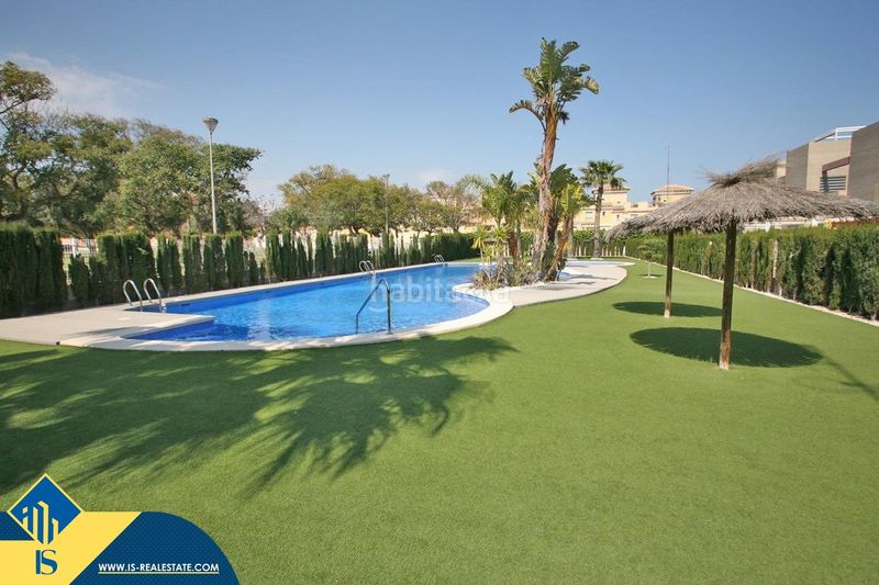 Foto d77c9933-7a0d-4aa2-b165-aa88100b62c6. Casa amb aparcament piscina a Aguas Nuevas Torrevieja