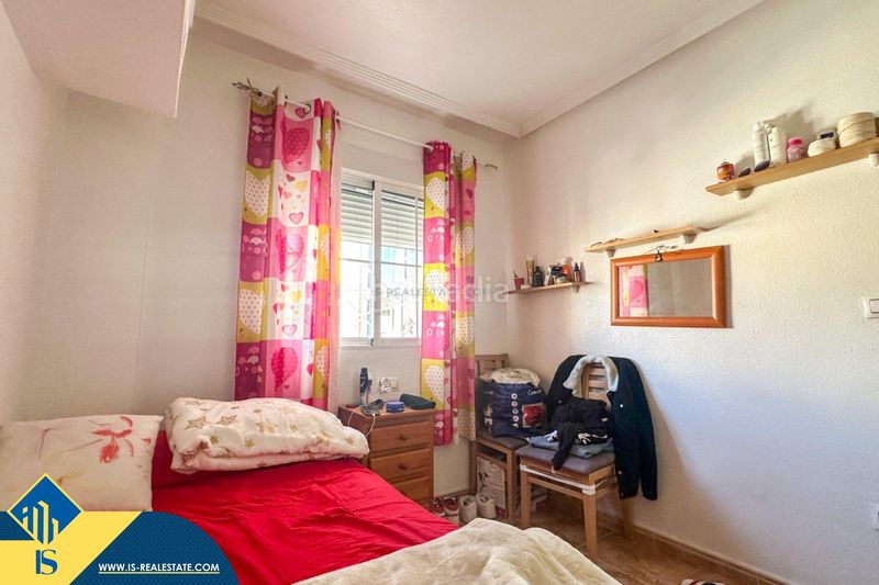 Foto e5a7e3d2-9a7c-4b50-ab80-ebb9366a9c19. Casa amb piscina a El Molino Torrevieja
