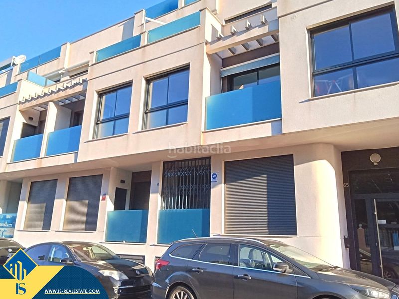 Foto 70c1502f-a460-4bf9-aef0-9f143474ff56. Pis amb piscina a Antonio Machado Torrevieja